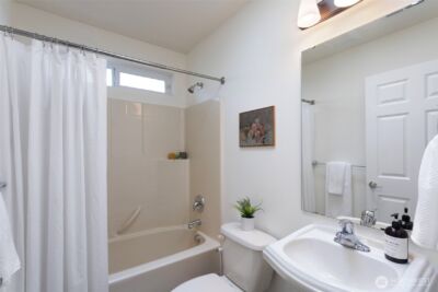 8415 44th Avenue S, Seattle, WA 98118 - Photo 16