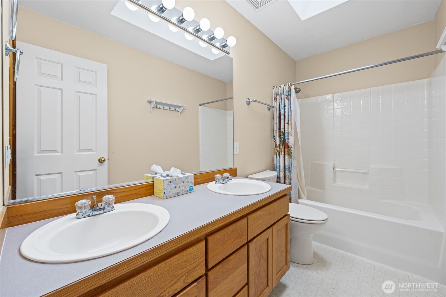 22116 99th Place S, Kent, WA 98031