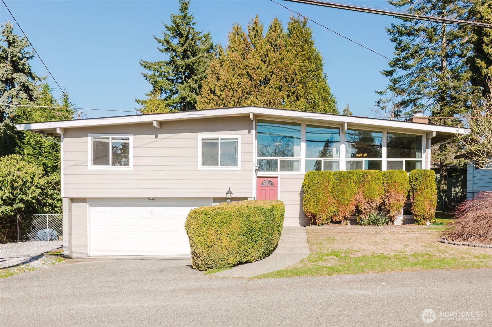 414 S 168th Street , Burien, WA 98168
