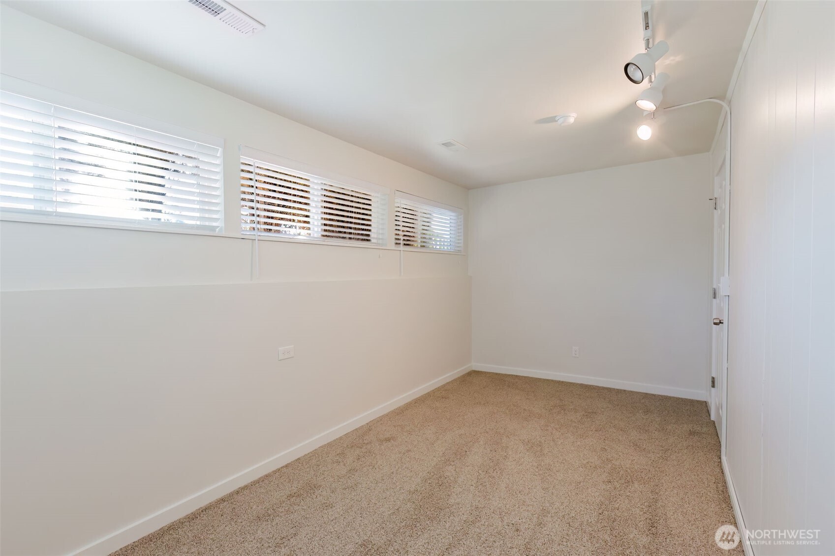 414 S 168th Street , Burien, WA 98168