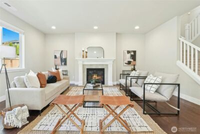 2238 100th Drive SE, Lake Stevens, WA 98258-4564 - Photo 4