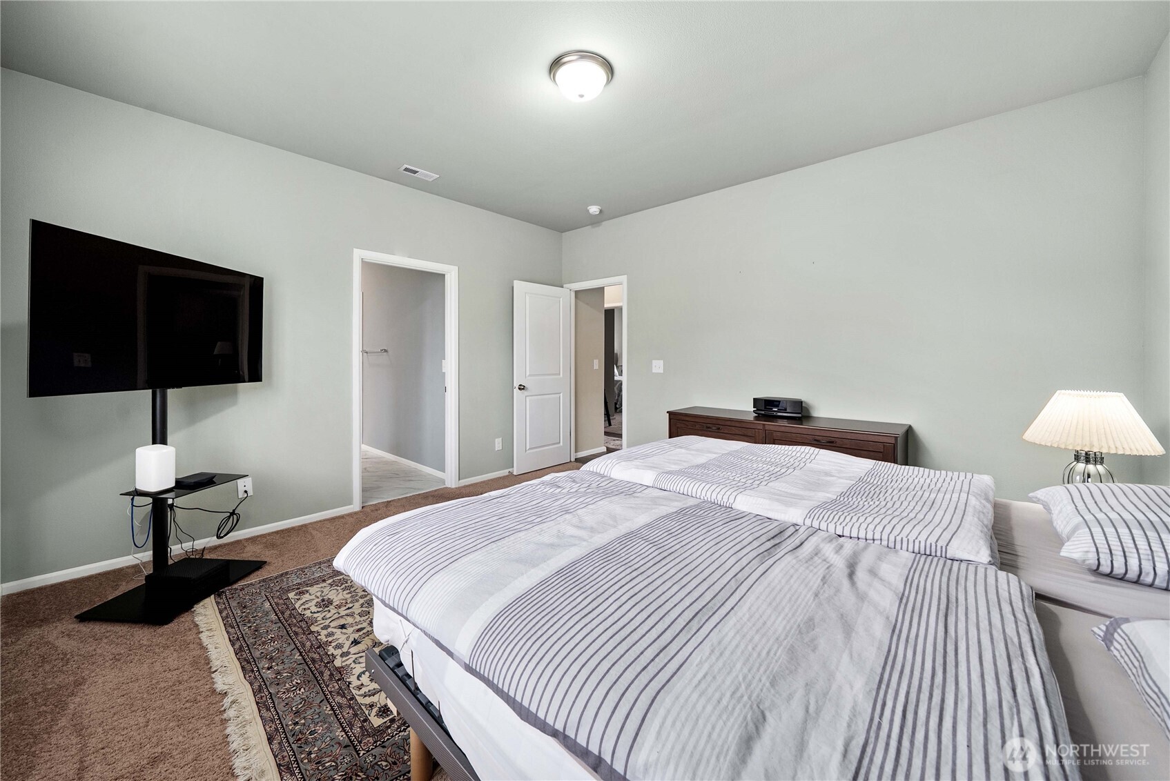 8805 Jayden Street NE, Olympia, WA 98516