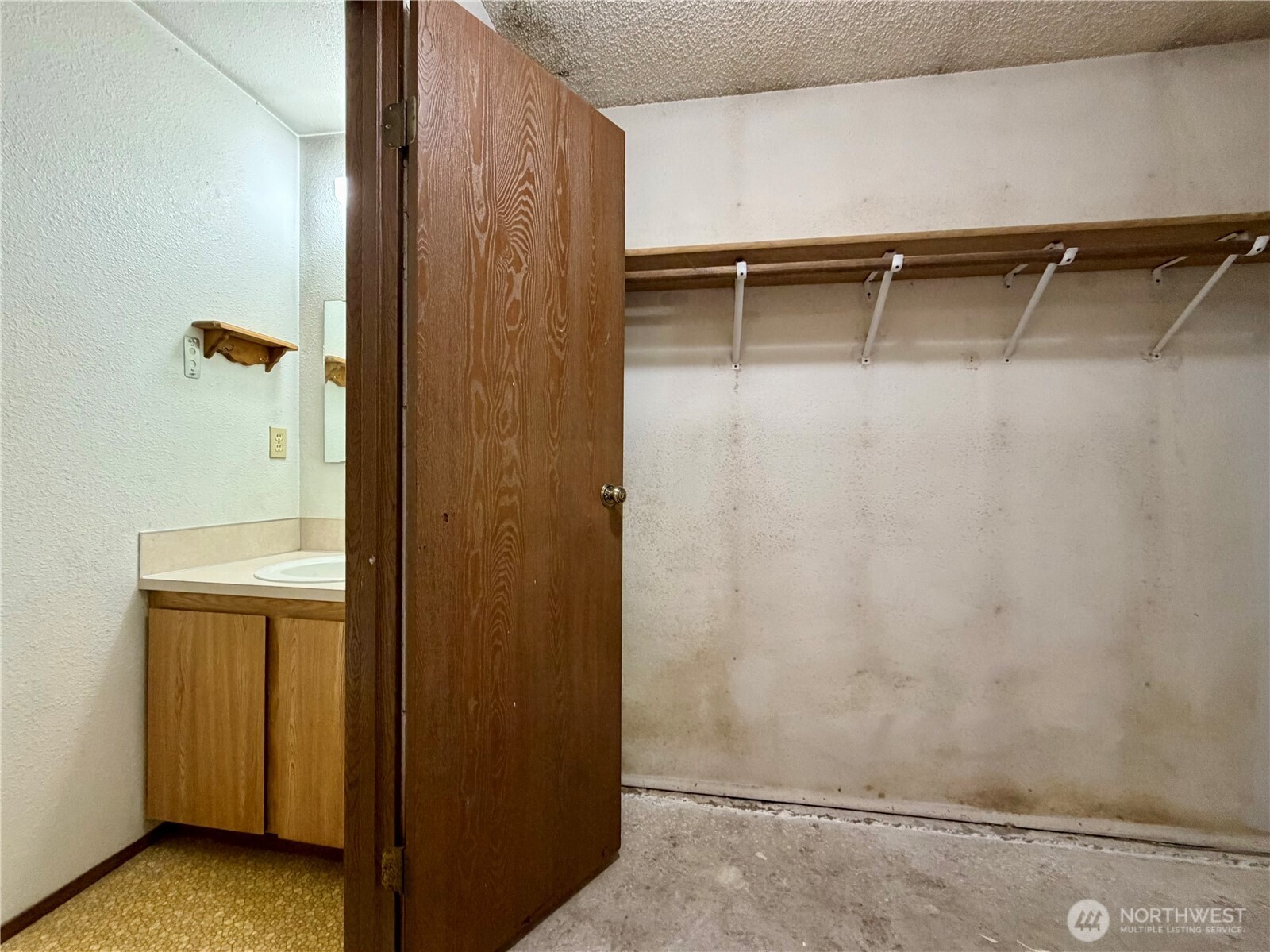 6708 161st Street Ct E, Puyallup, WA 98375