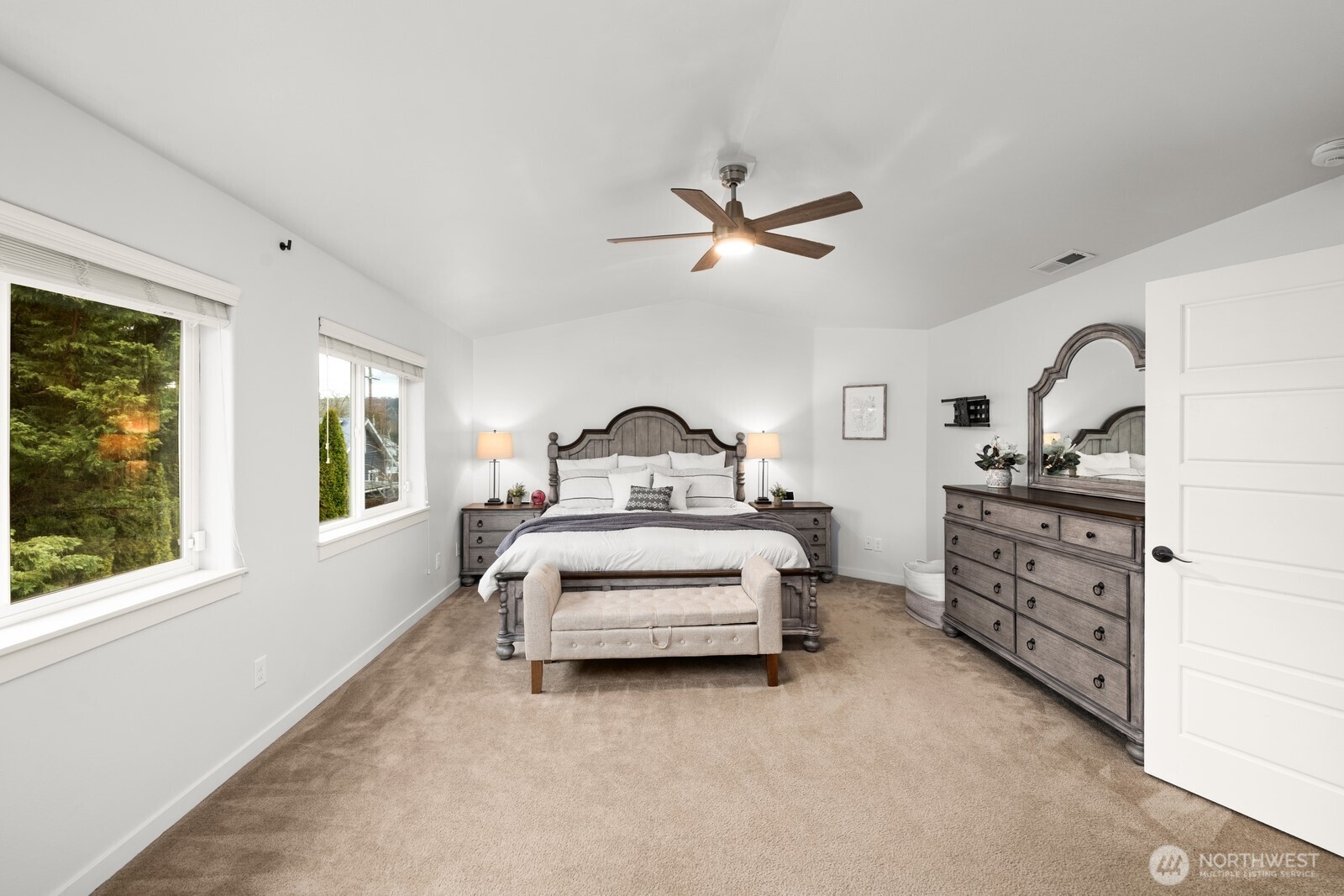 14925 Rivergrove Drive E, Sumner, WA 98390