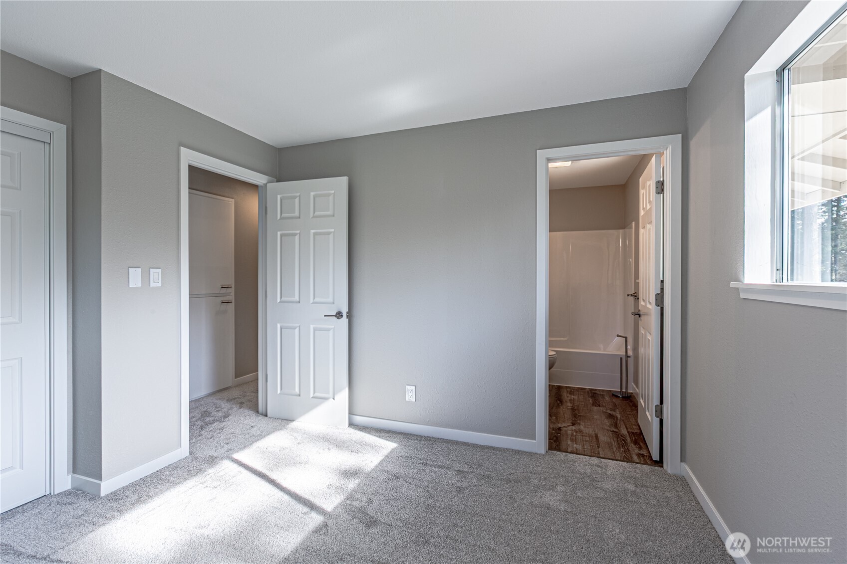 18056 SE 317th Street , Auburn, WA 98092