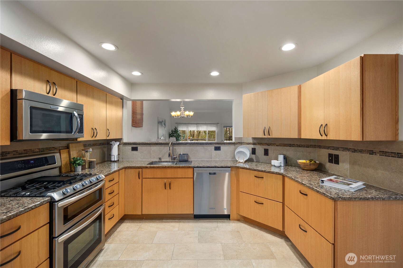 22614 43rd Avenue S, Kent, WA 98032