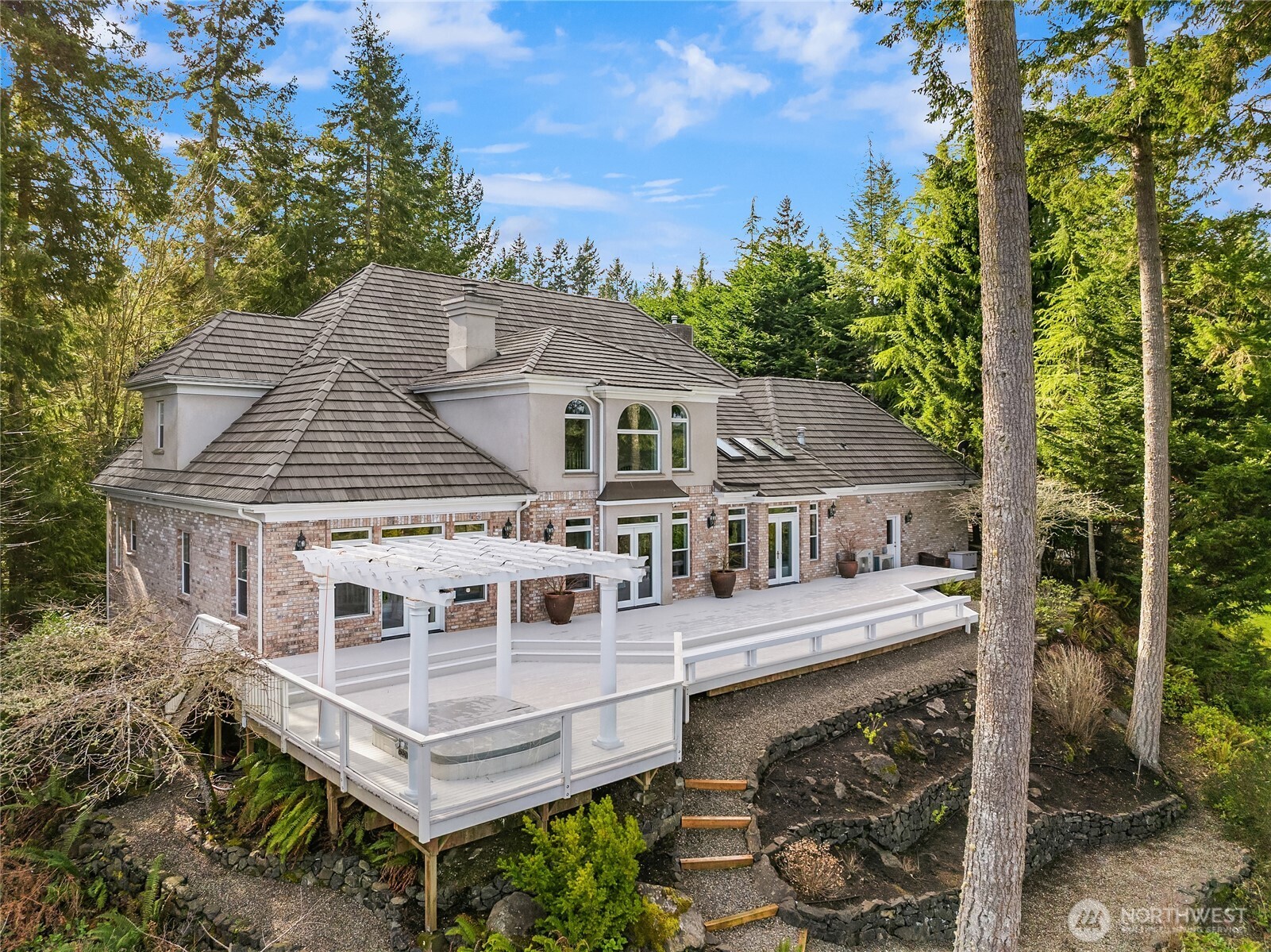 230 Camber Lane , Port Ludlow, WA 98365
