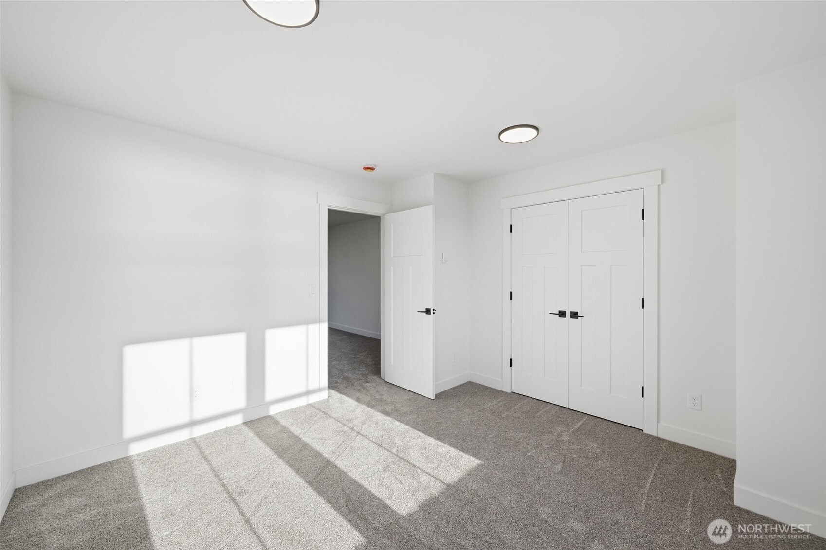 1114 Leighton Street , Blaine, WA 98230