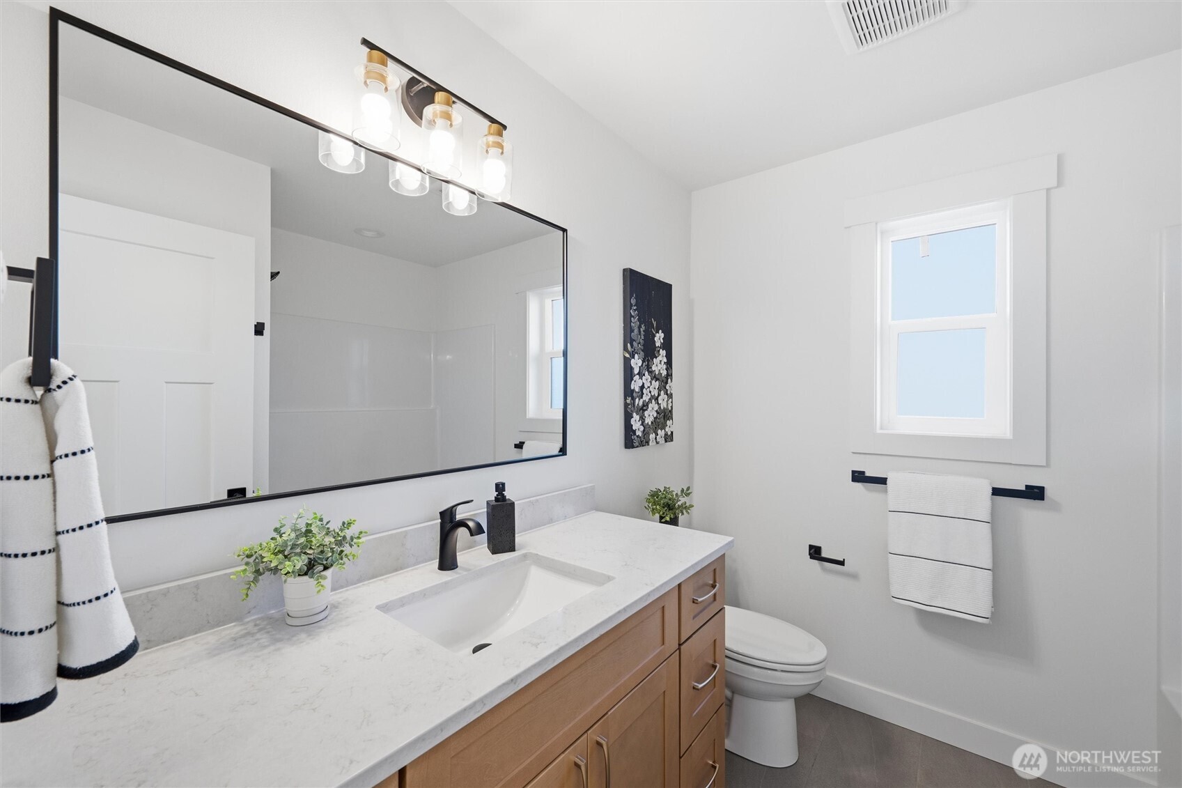 1114 Leighton Street , Blaine, WA 98230