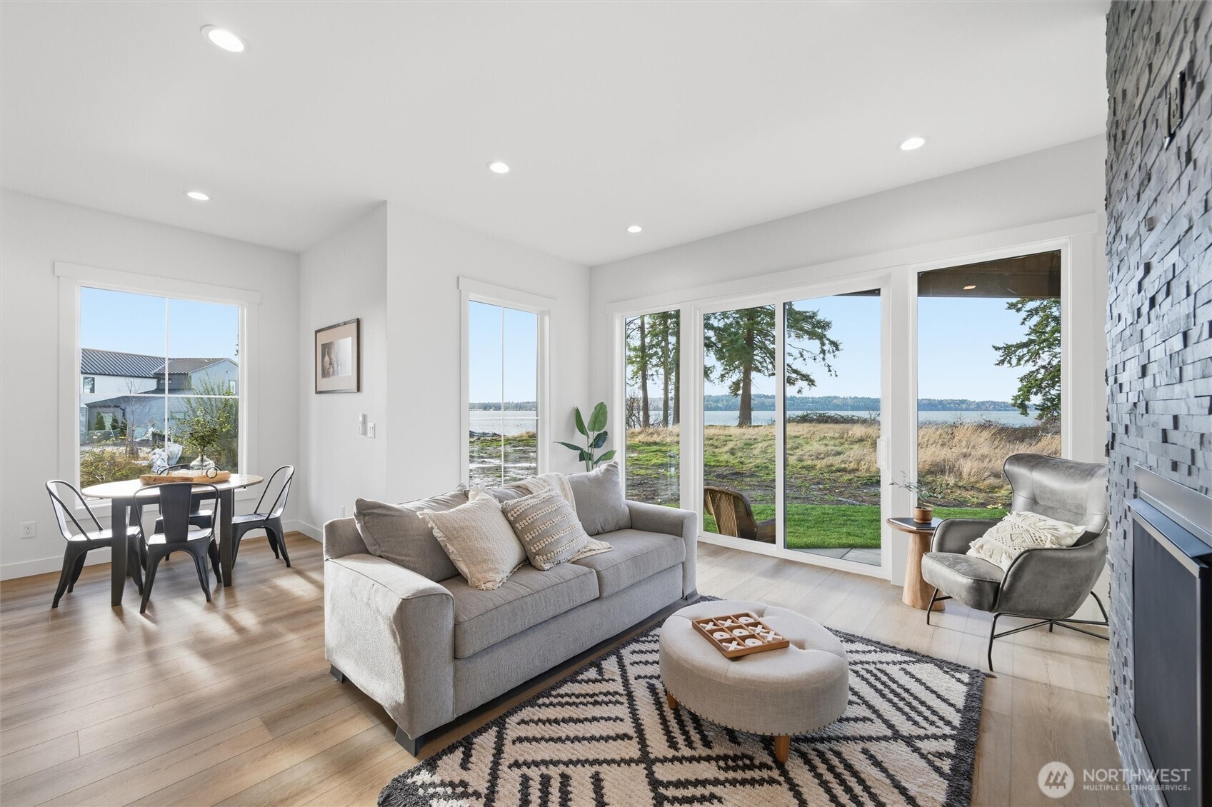 1114 Leighton Street , Blaine, WA 98230