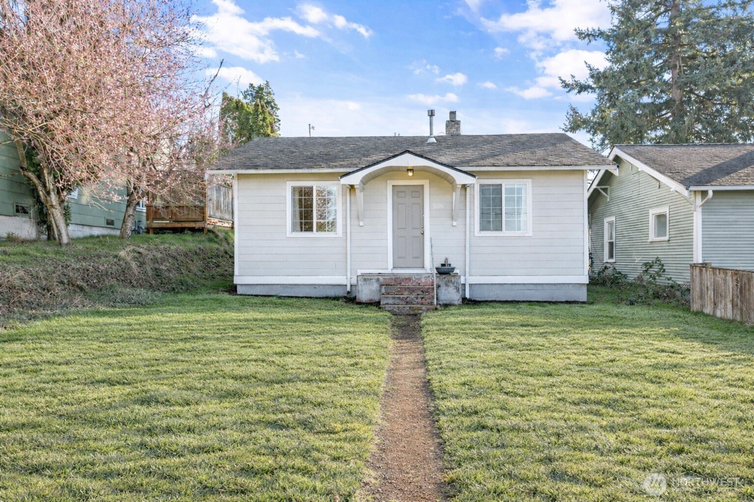 1508 Lakeway Drive , Bellingham, WA 98229