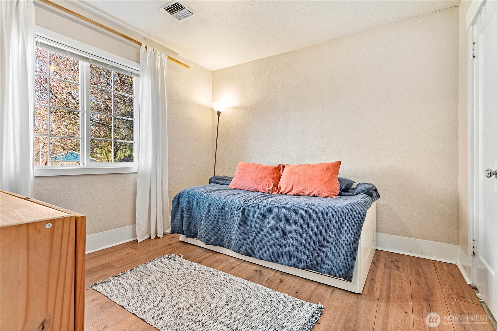 1508 Lakeway Drive , Bellingham, WA 98229