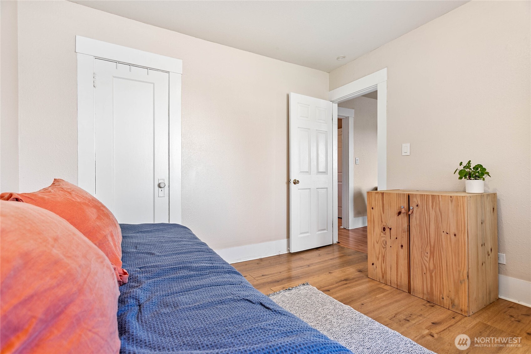 1508 Lakeway Drive , Bellingham, WA 98229