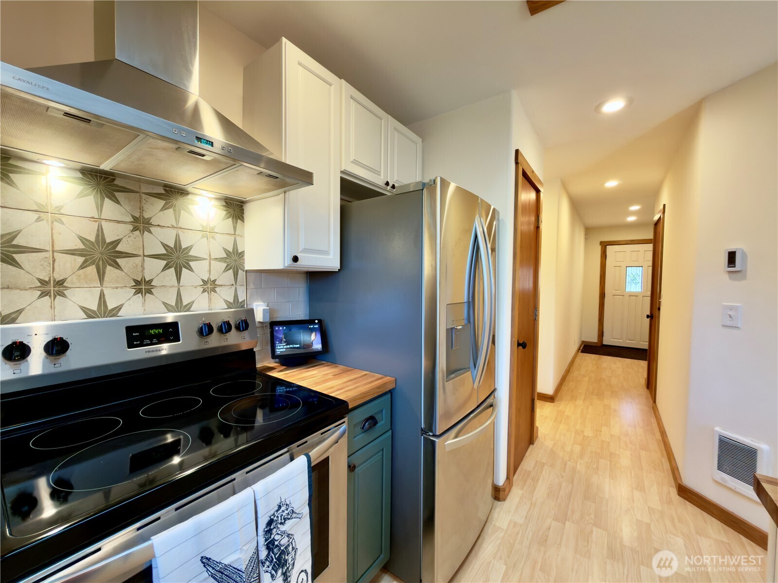 471 Kloshe Court SE, Ocean Shores, WA 98569