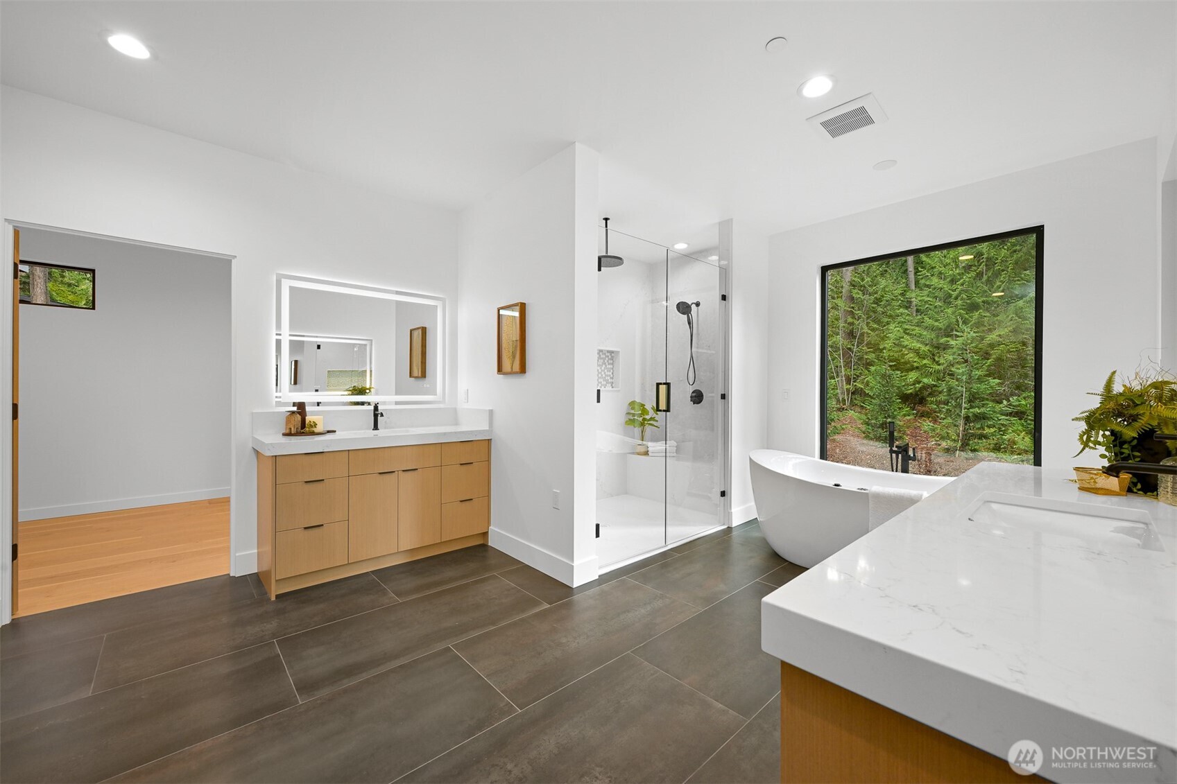 166 Soundview Drive , Bellingham, WA 98229