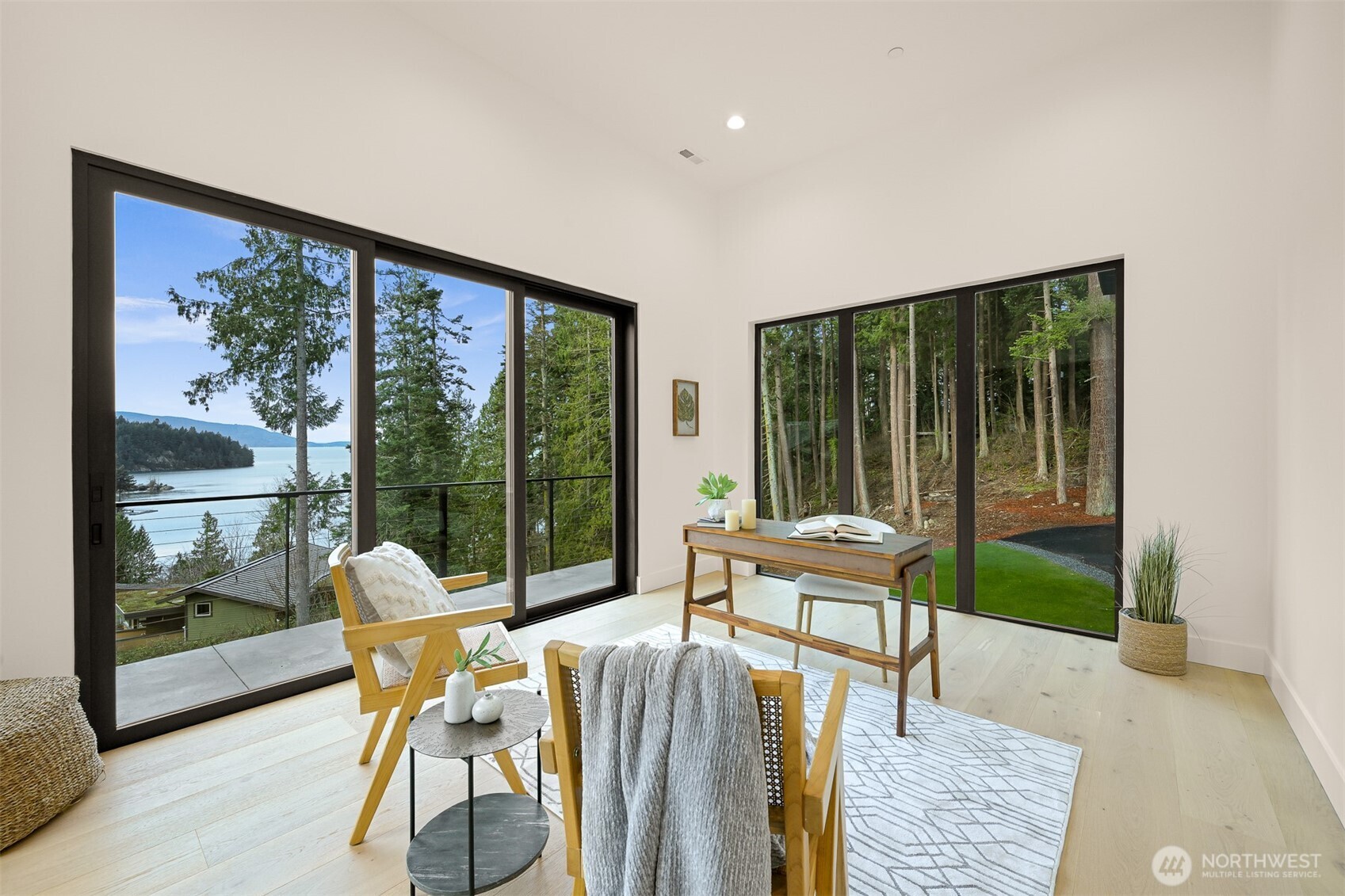 166 Soundview Drive , Bellingham, WA 98229