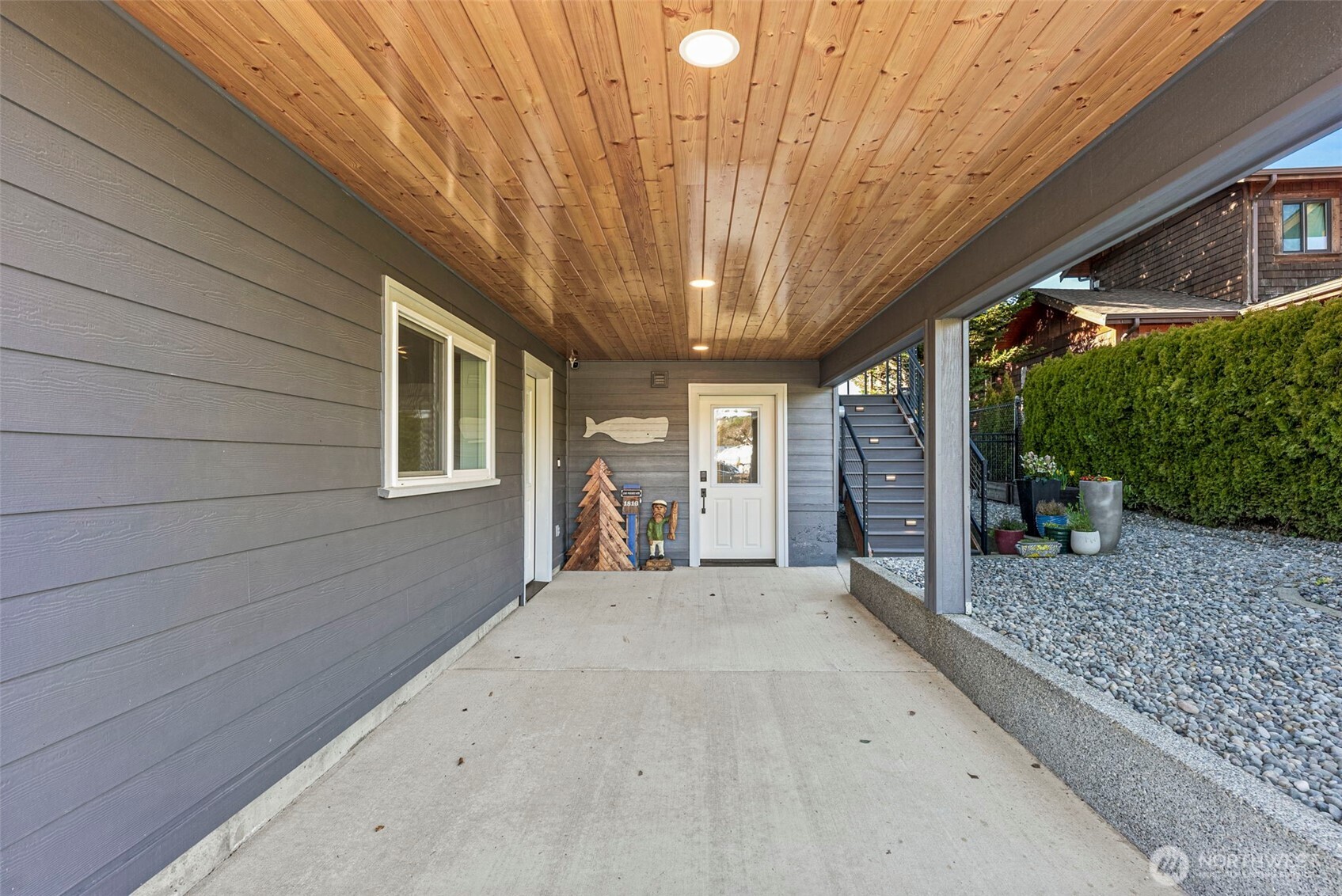 1816 Day Island Boulevard W, University Place, WA 98466