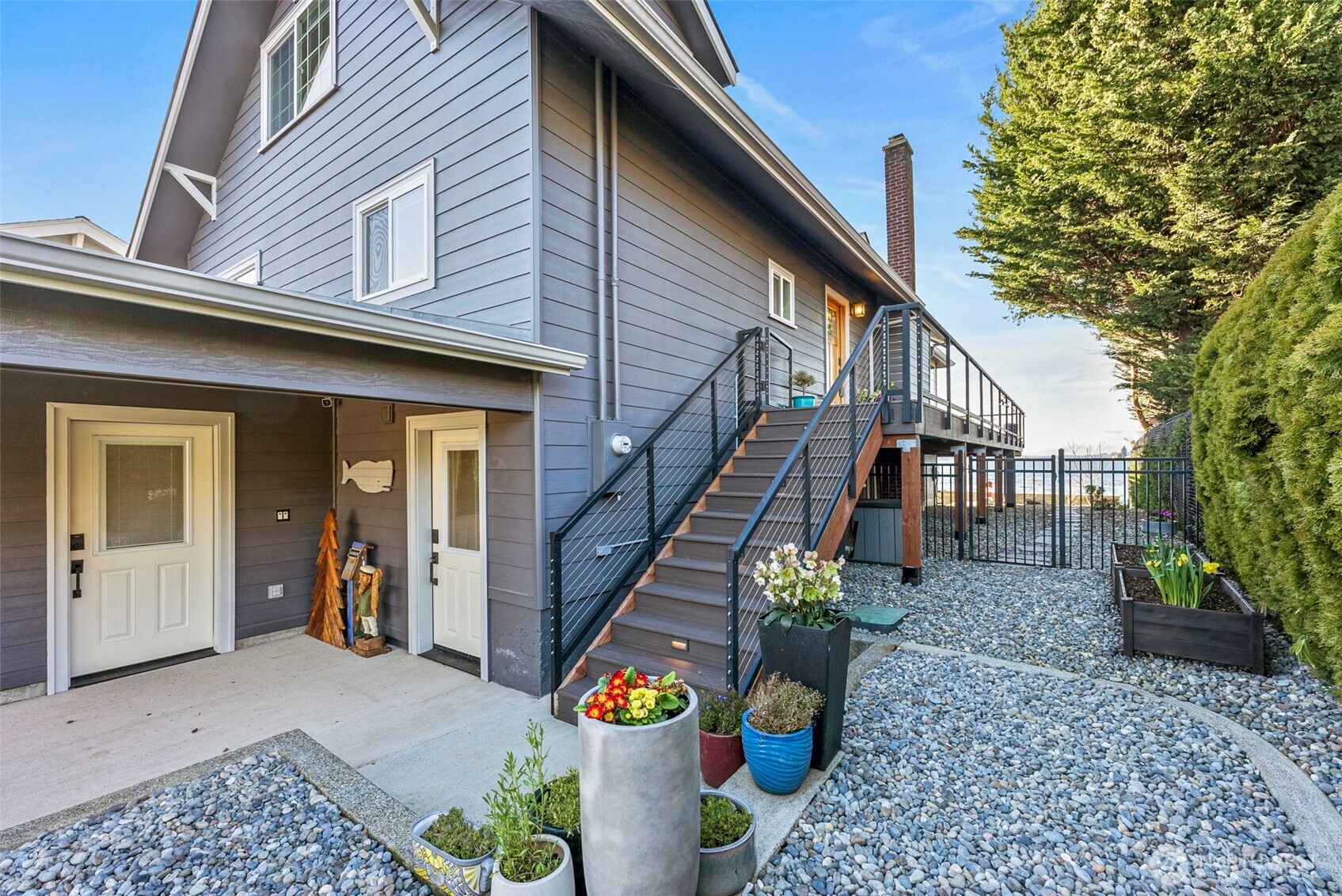 1816 Day Island Boulevard W, University Place, WA 98466