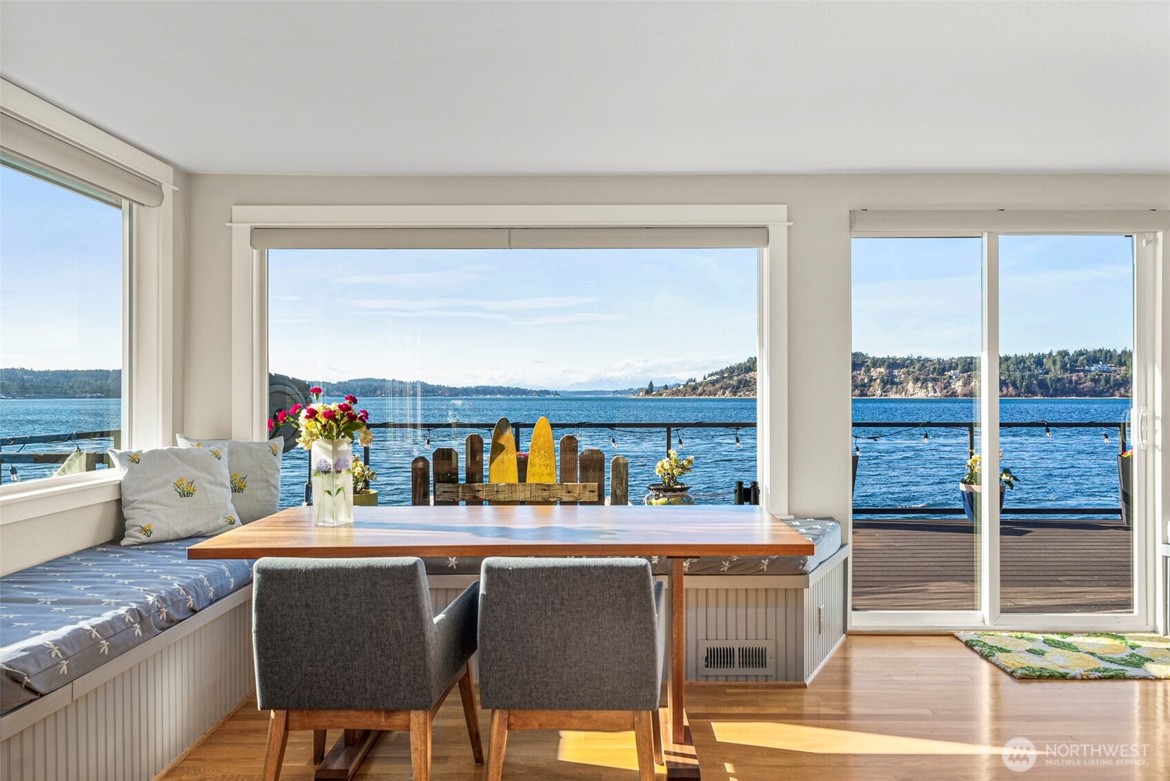 1816 Day Island Boulevard W, University Place, WA 98466