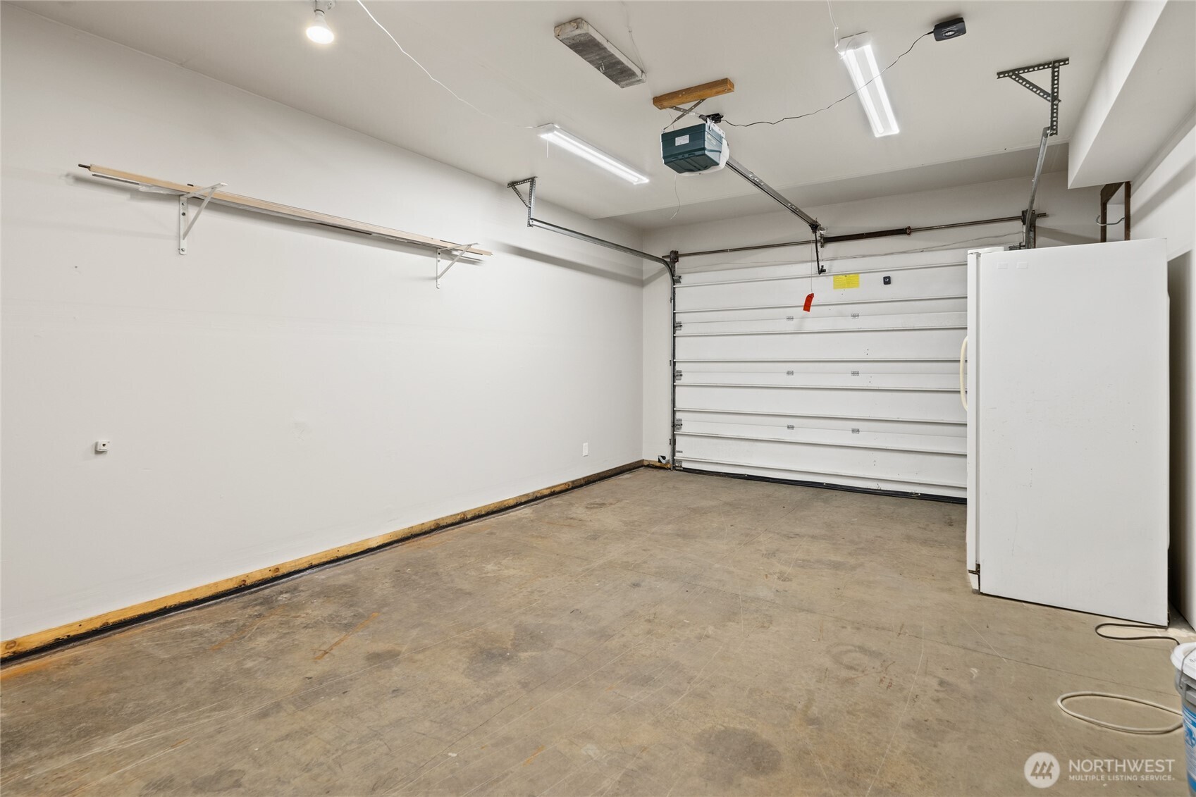 221 W Lakedale Drive , Ronald, WA 98940