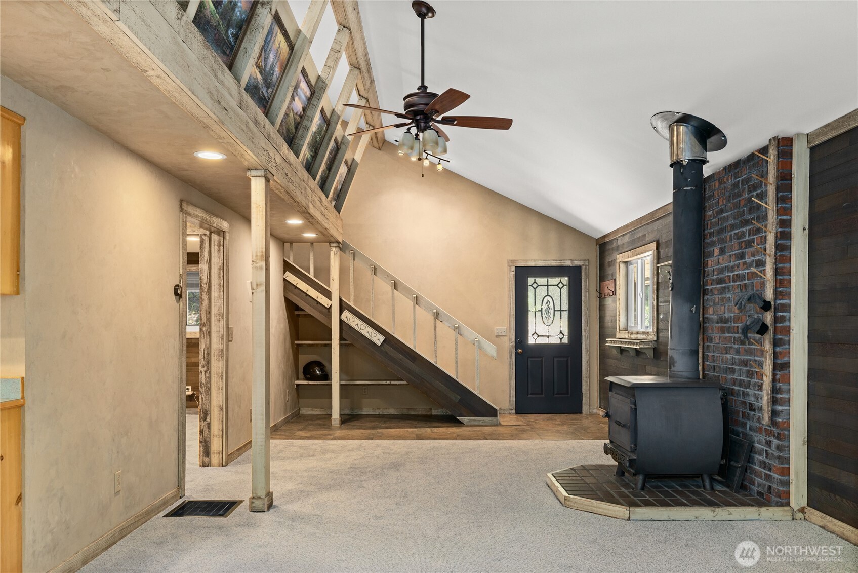 221 W Lakedale Drive , Ronald, WA 98940