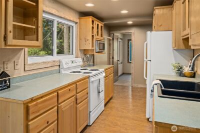 221 W Lakedale Drive , Ronald, WA 98940 - Photo 8