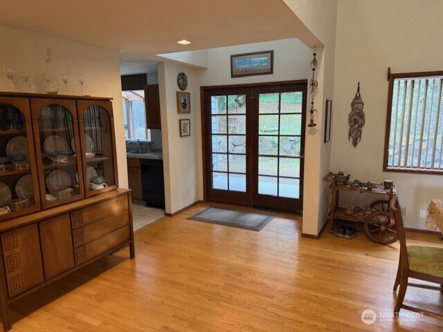 2560 NW Canal View Way , Poulsbo, WA 98370