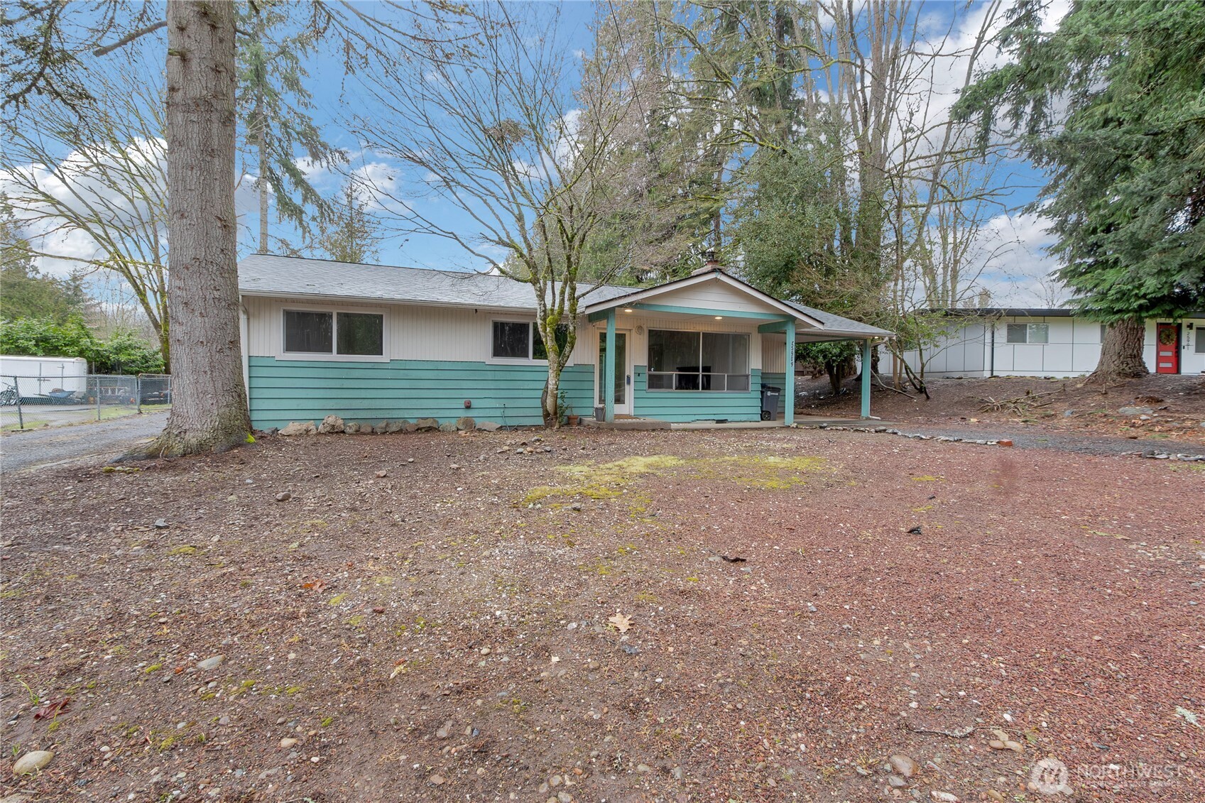 25909 216th Place SE, Maple Valley, WA 98038