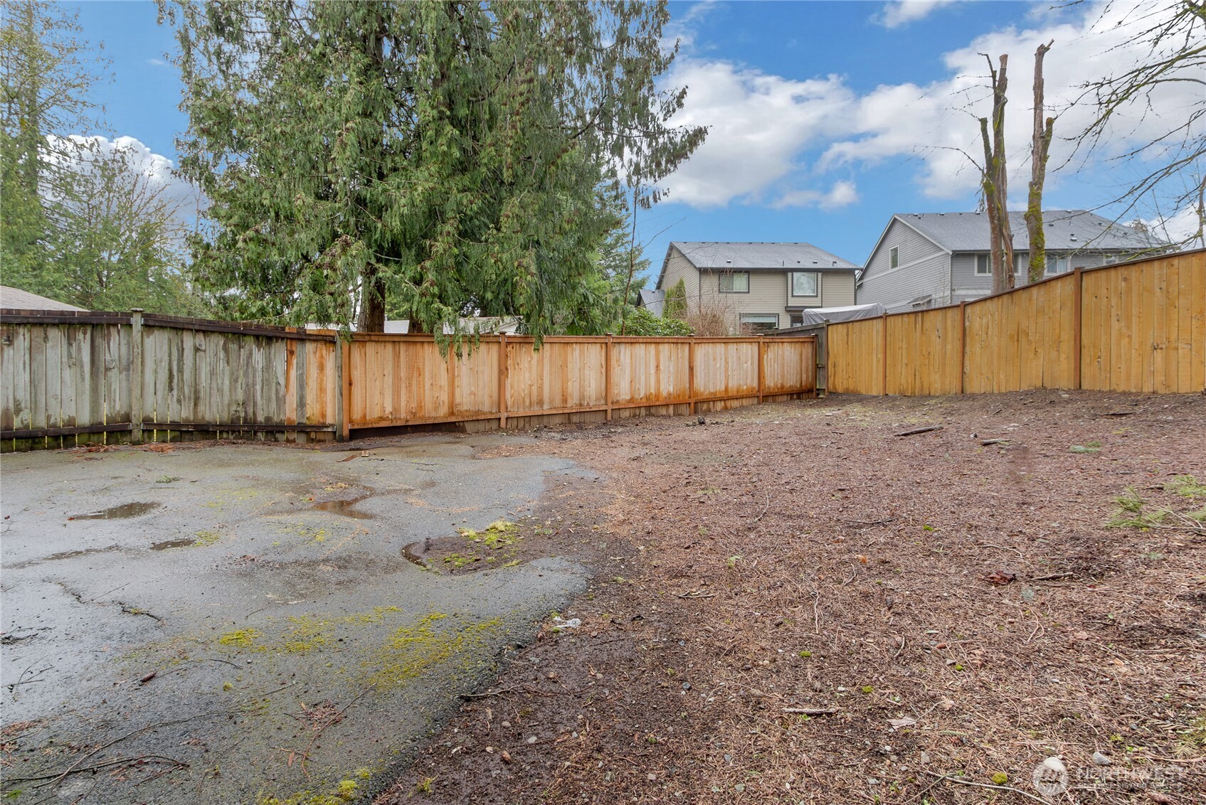 25909 216th Place SE, Maple Valley, WA 98038