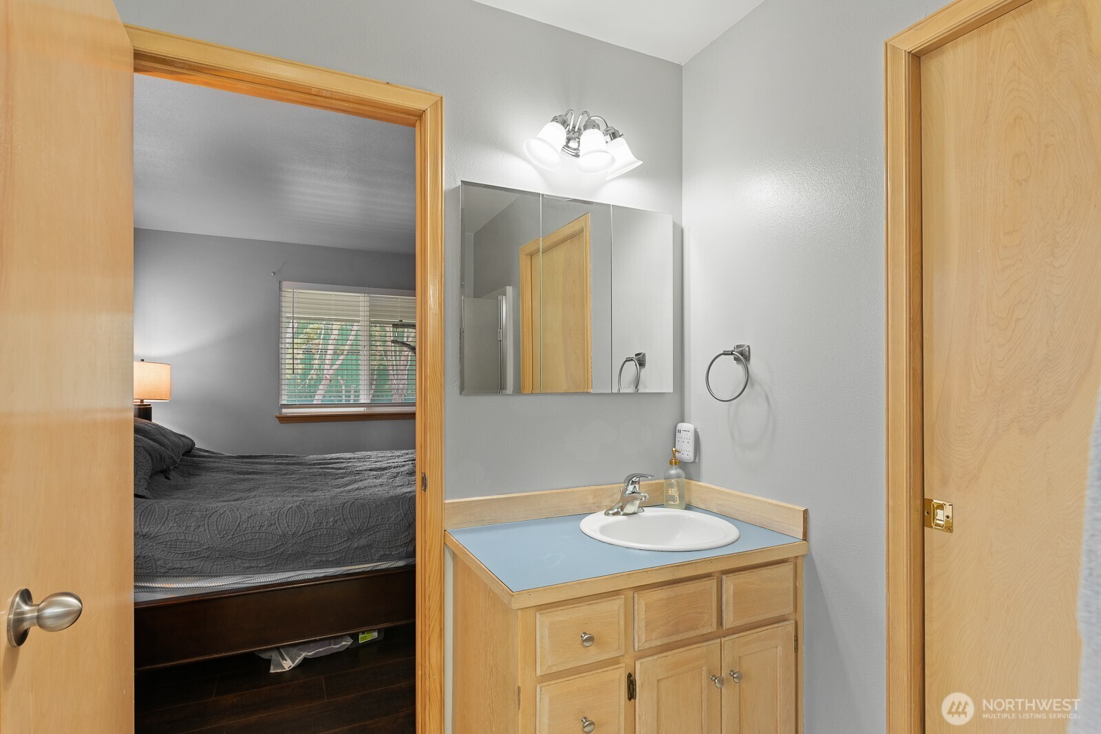 5384 Cameron Road , Freeland, WA 98249