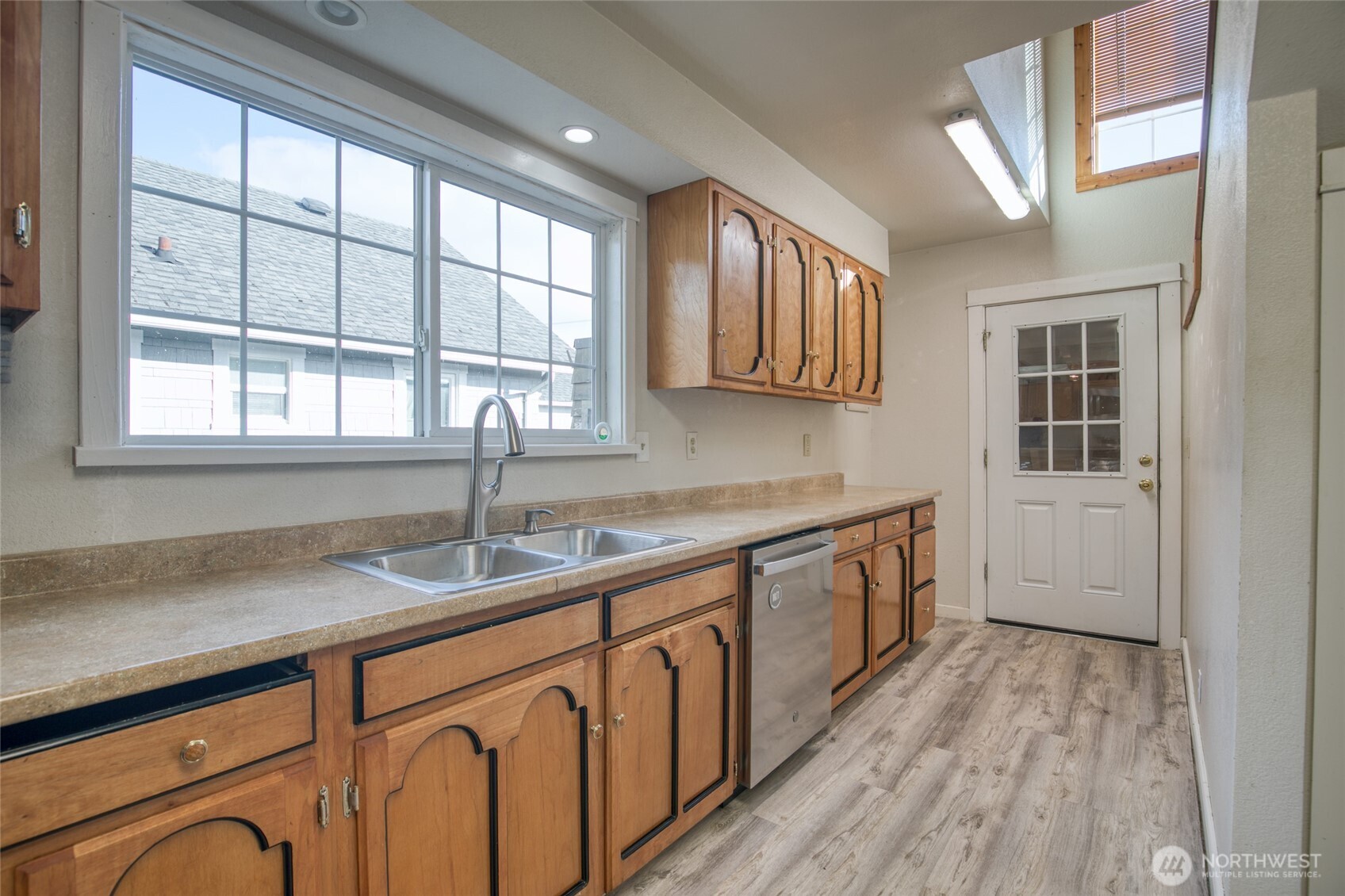 2409 Cherry Street , Aberdeen, WA 98520