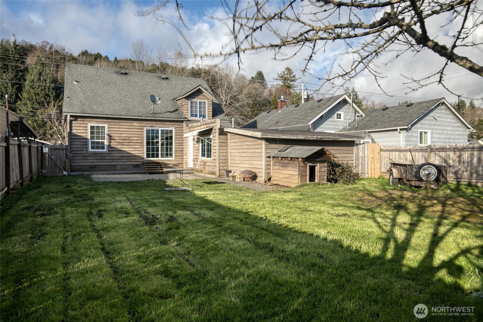 2409 Cherry Street , Aberdeen, WA 98520