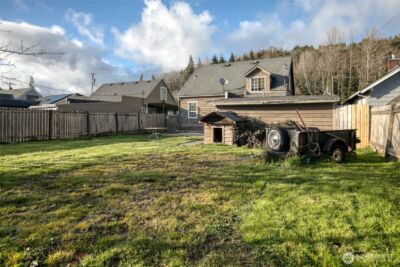 2409 Cherry Street , Aberdeen, WA 98520 - Photo 33