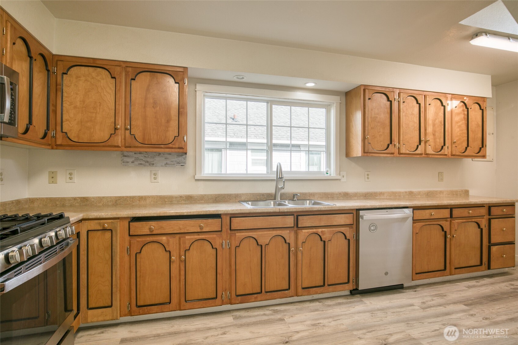 2409 Cherry Street , Aberdeen, WA 98520