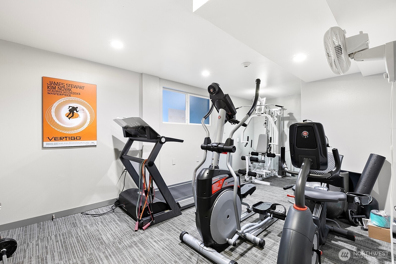 705 E Republican St #303, Seattle, WA 98012