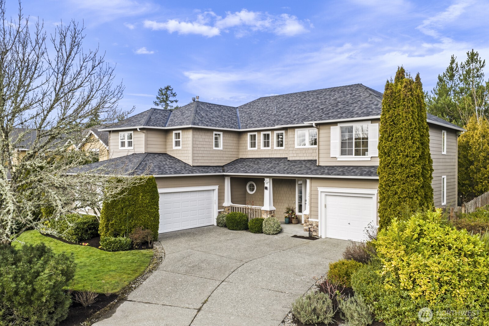 24022 SE 10th Street , Sammamish, WA 98075