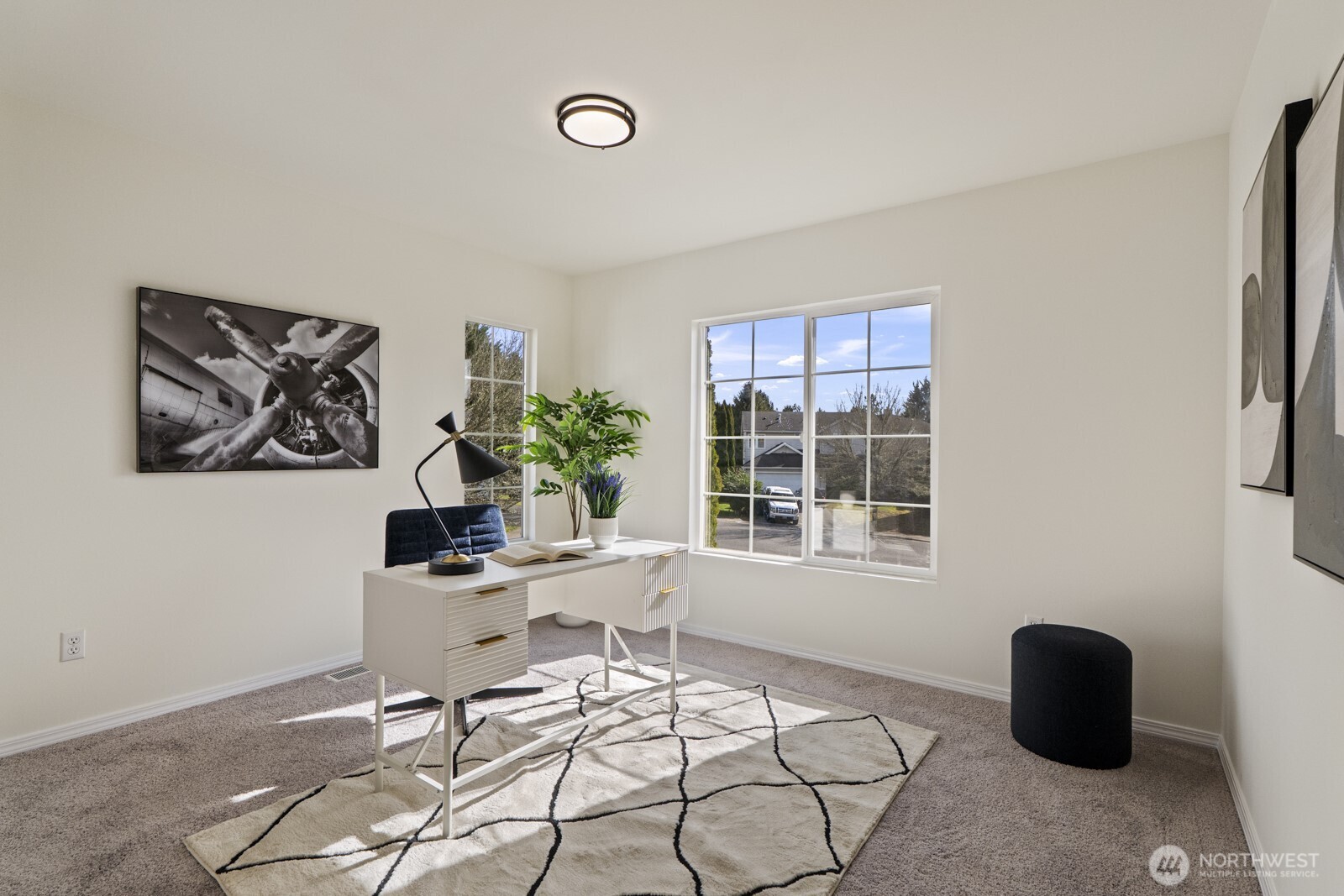 24022 SE 10th Street , Sammamish, WA 98075