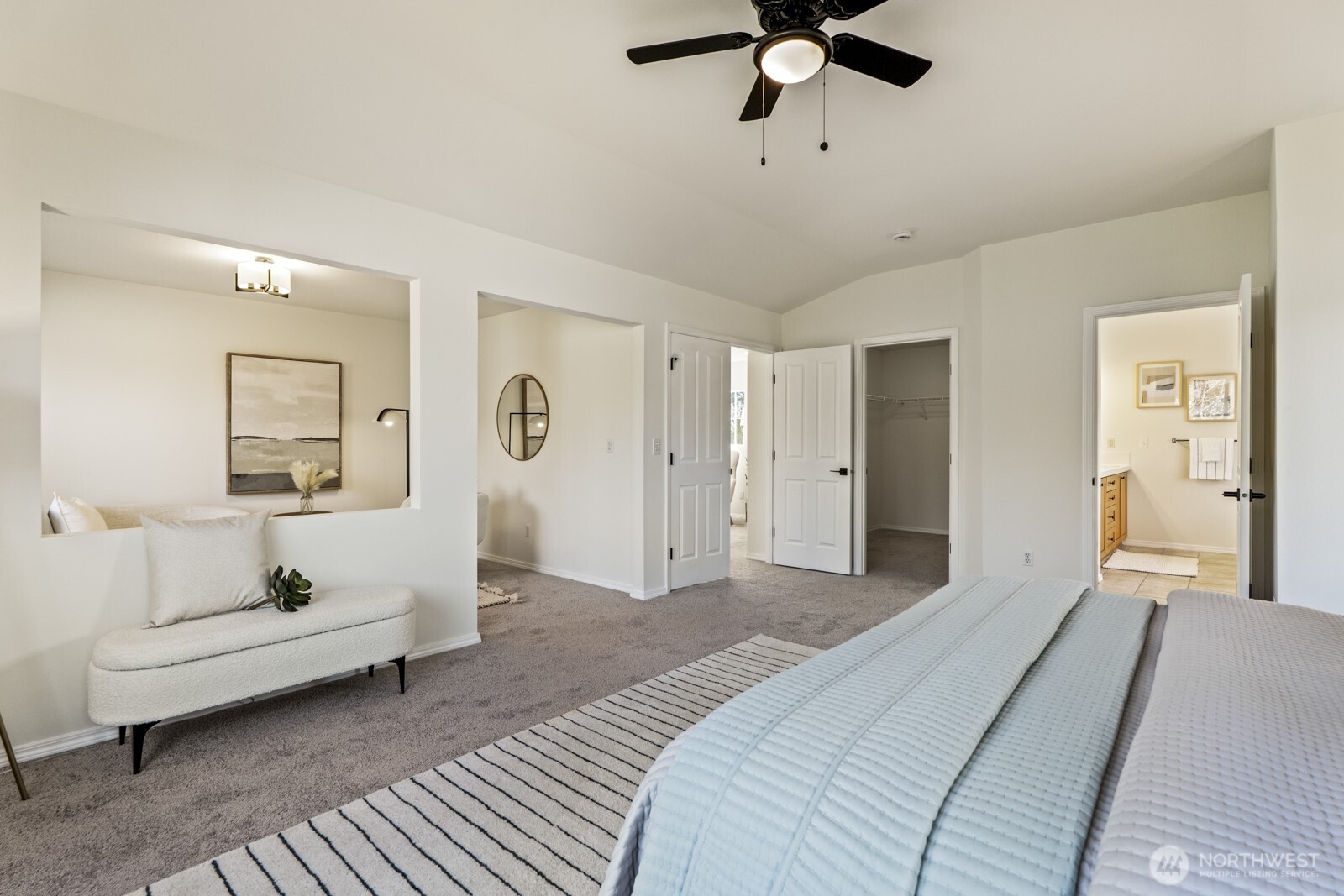 24022 SE 10th Street , Sammamish, WA 98075