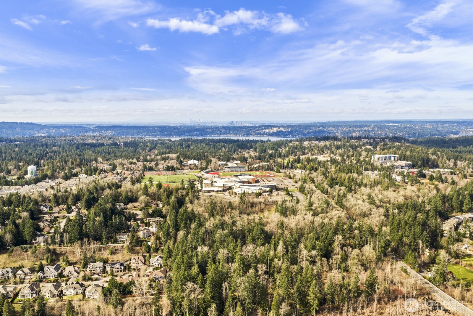 24022 SE 10th Street , Sammamish, WA 98075