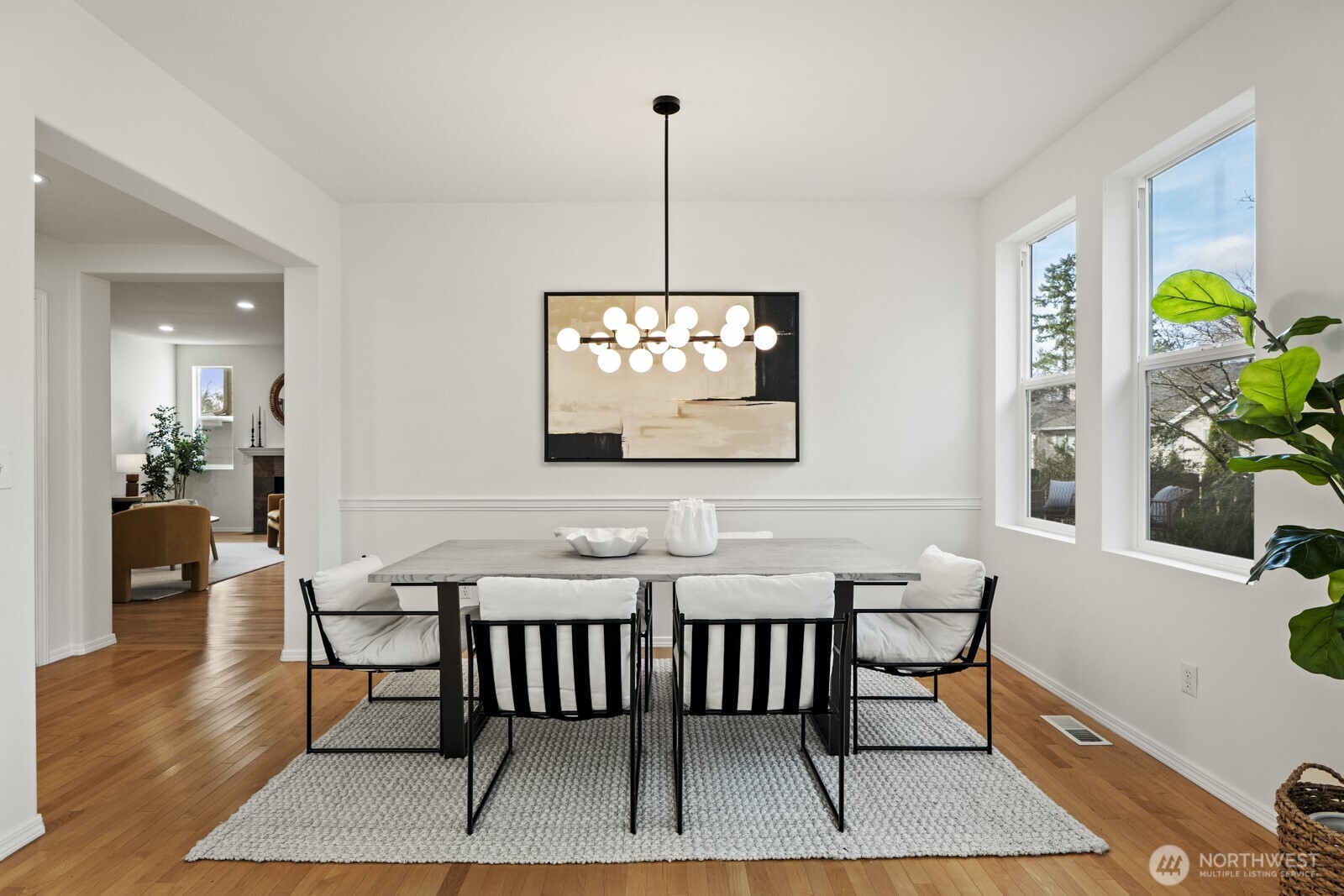 24022 SE 10th Street , Sammamish, WA 98075