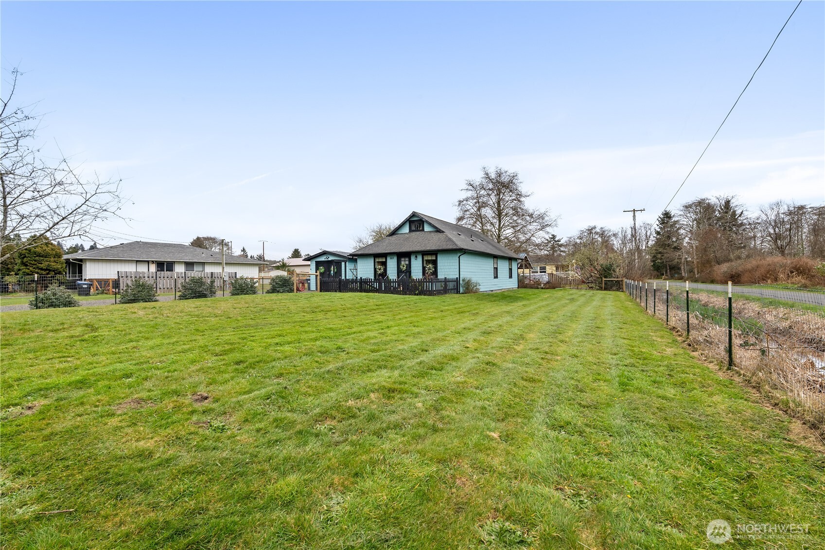 869 Schmid Road , Grayland, WA 98547