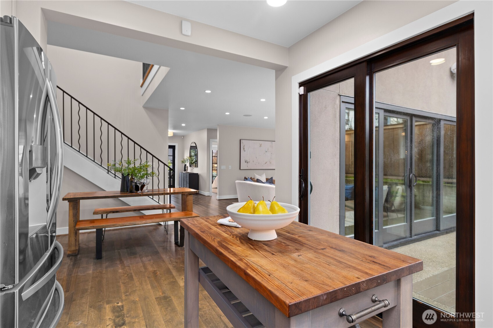 3773 SW Grayson Street , Seattle, WA 98126