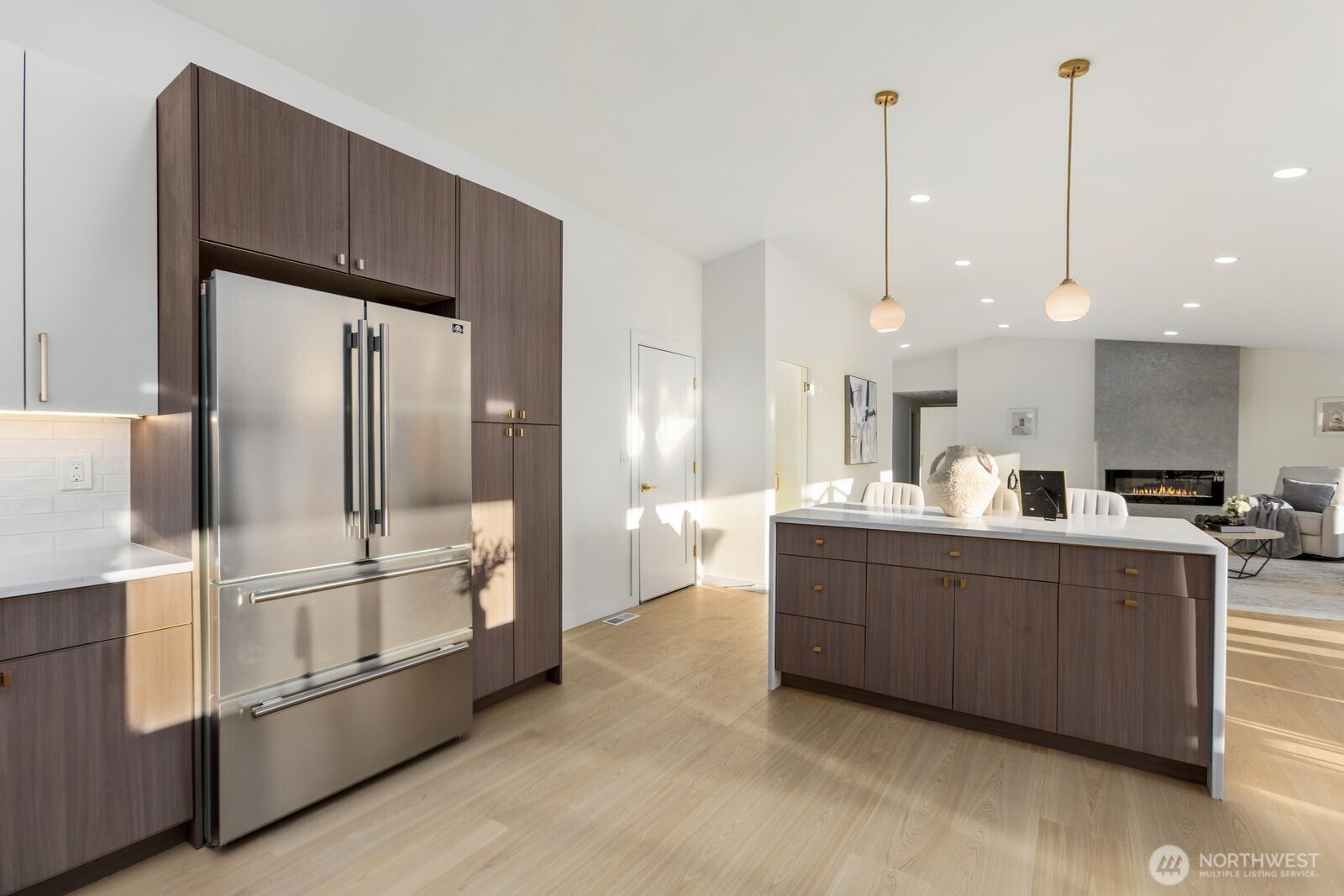 6710 N Parkview Lane , Tacoma, WA 98407