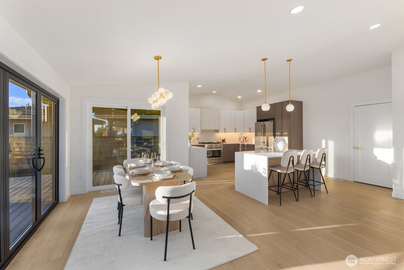 6710 N Parkview Lane , Tacoma, WA 98407