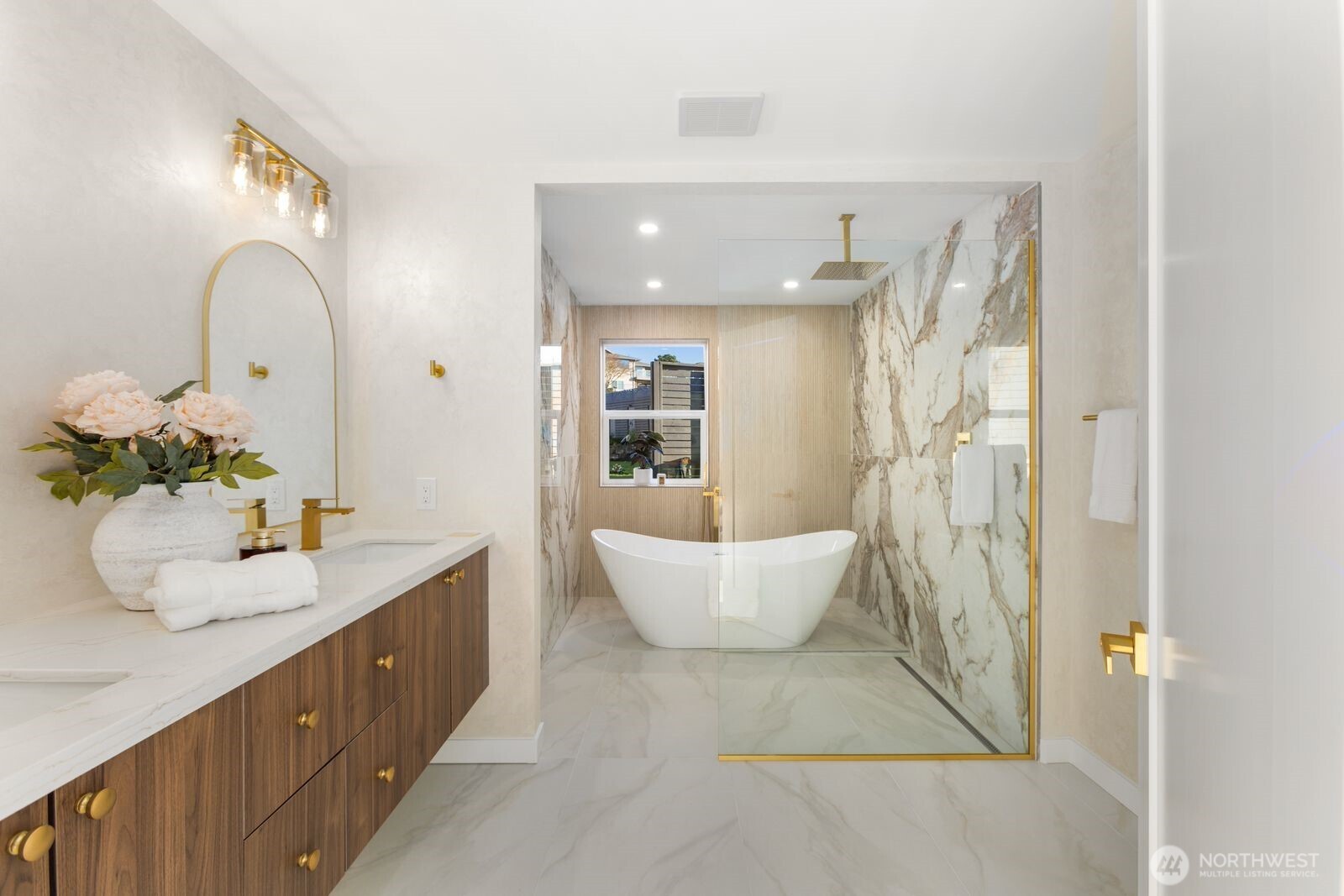 6710 N Parkview Lane , Tacoma, WA 98407