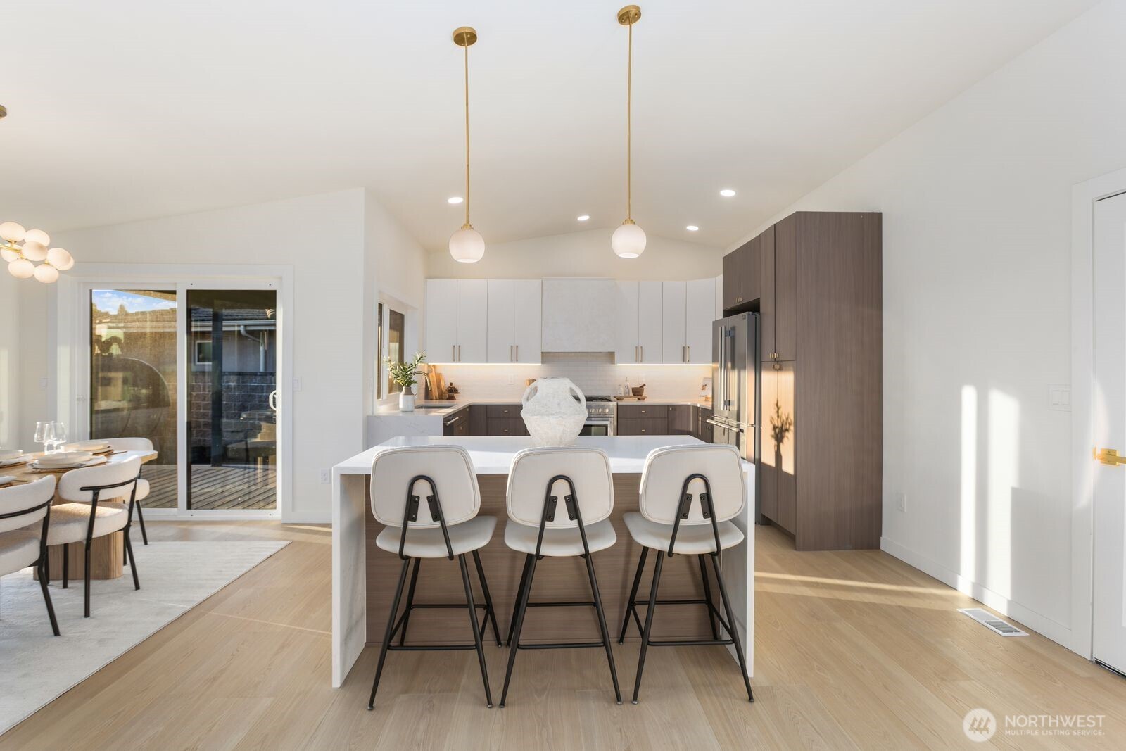 6710 N Parkview Lane , Tacoma, WA 98407