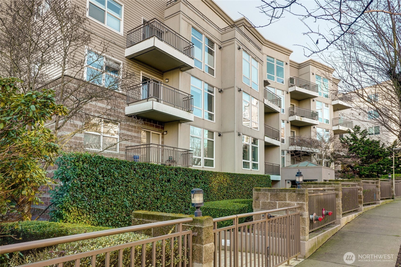 3221 SW Avalon Way #313, Seattle, WA 98126