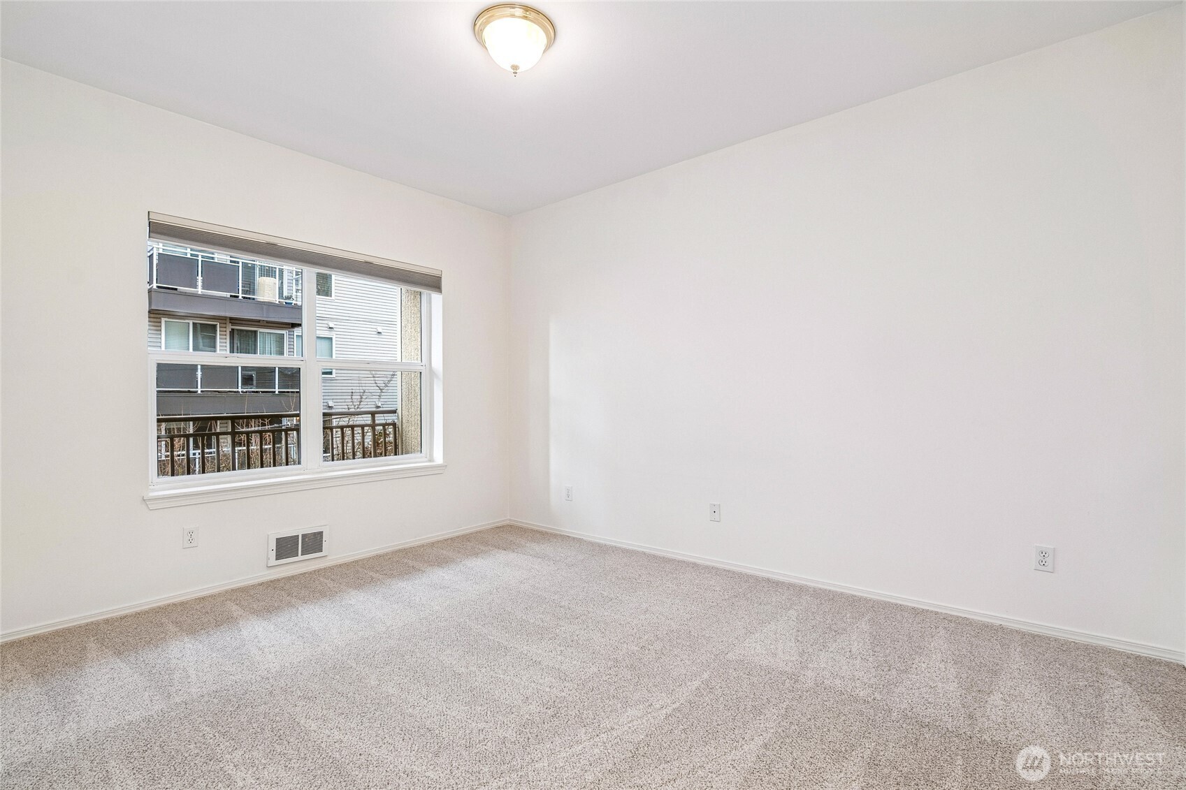 3221 SW Avalon Way #313, Seattle, WA 98126