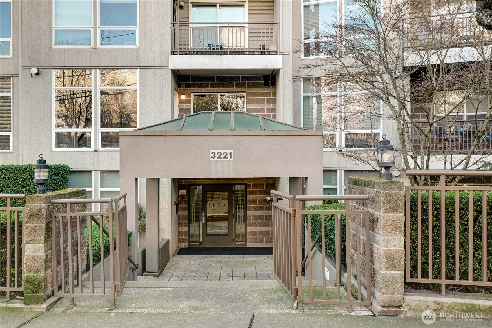 3221 SW Avalon Way #313, Seattle, WA 98126