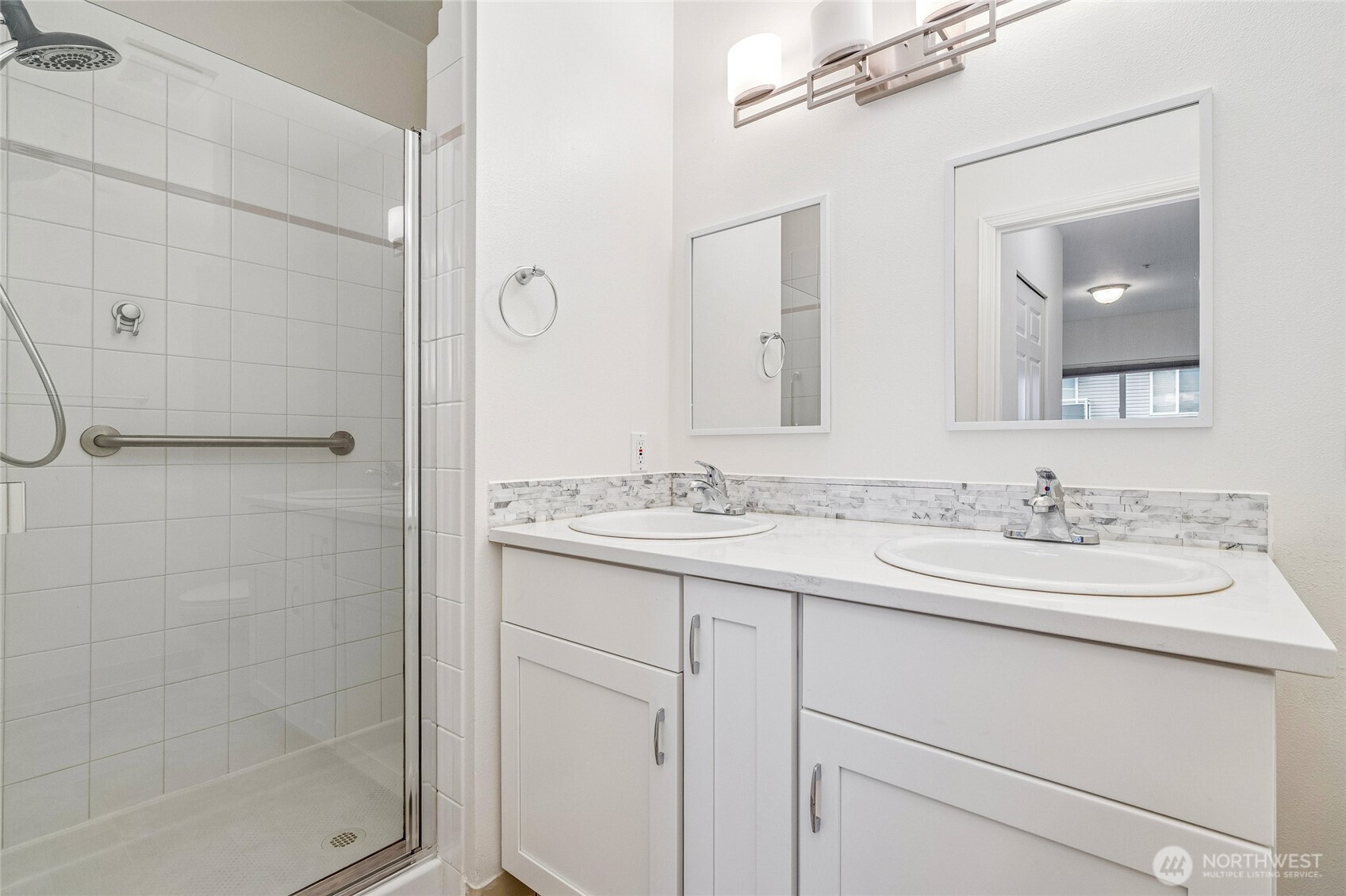 3221 SW Avalon Way #313, Seattle, WA 98126